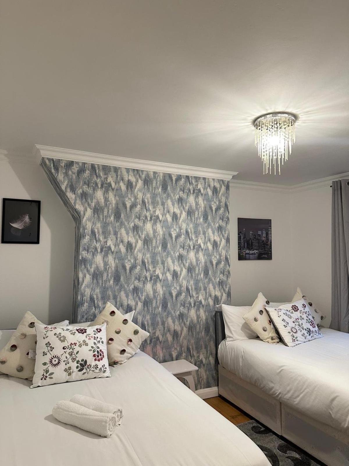 Budget Grey House Λονδίνο Εξωτερικό φωτογραφία
