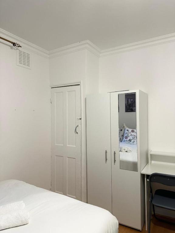 Budget Grey House Λονδίνο Εξωτερικό φωτογραφία